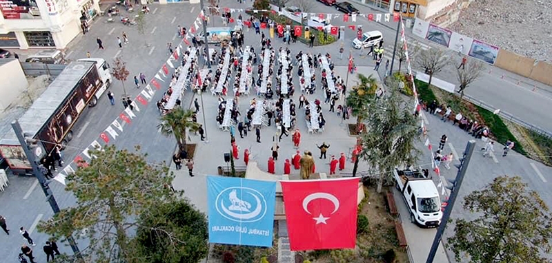 Ülkücüler Çatalca Meydanında Buluştu