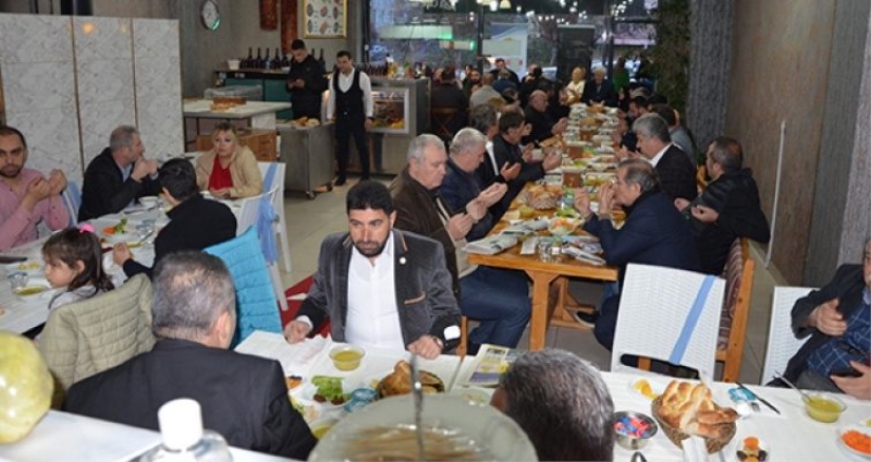 Yüzleşmekten Korkmayan Yönetici Yerel Basını Sever