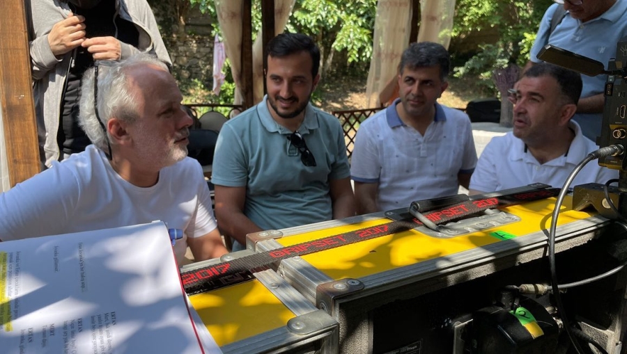 Başkan Özdemir, Üsküp’te Balkan Ninnisi Dizisinin Setini Ziyaret Etti