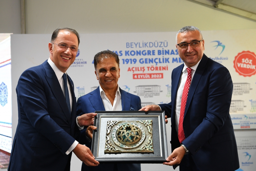Sivas Kongre Binasında Ahde Vefa