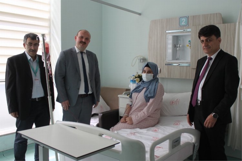 Kasıktan Anjiyo Yöntemi İle Şifa Buldu